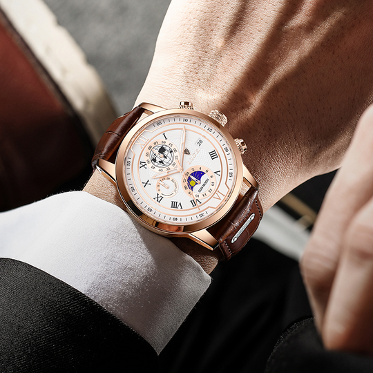 Chronographenuhr mit hochwertigem Lederarmband